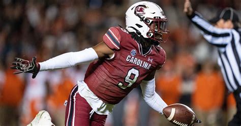 Dolphins select South Carolina CB Cam Smith in second round of NFL draft